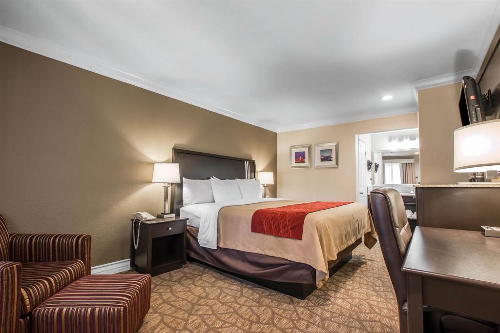 Quality Inn Downey Exterior photo